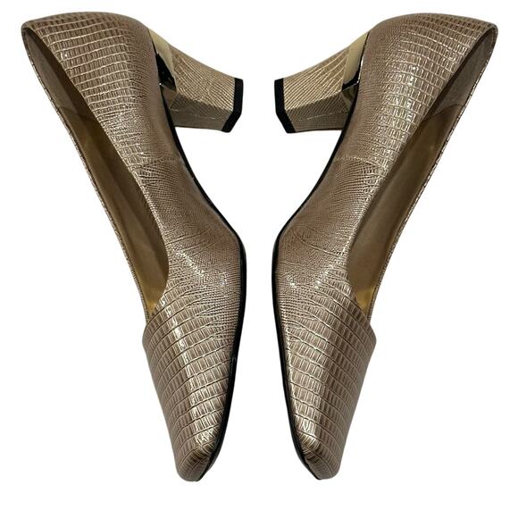 J.Renee Mary-LPTPE Taupe Lizard Print Womens 7.5 Square Toe 2 1/2”Heels - Picture 1 of 9
